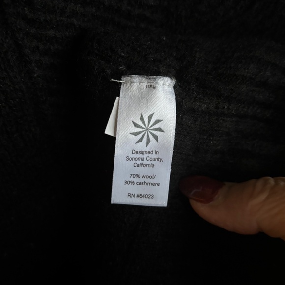 Athleta Women's Wool Cashmere Sweater Size small - Picture 5 of 8